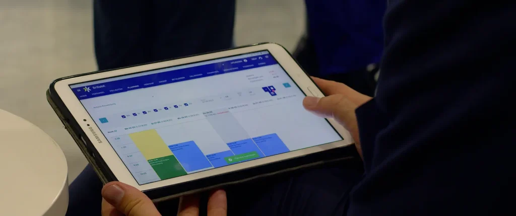 Checklist: how to make an efficient cleaning schedule for large teams